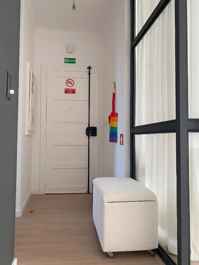 Lisbon, Renovated T2 Apartment Portas De Benfica Amadora Exterior foto